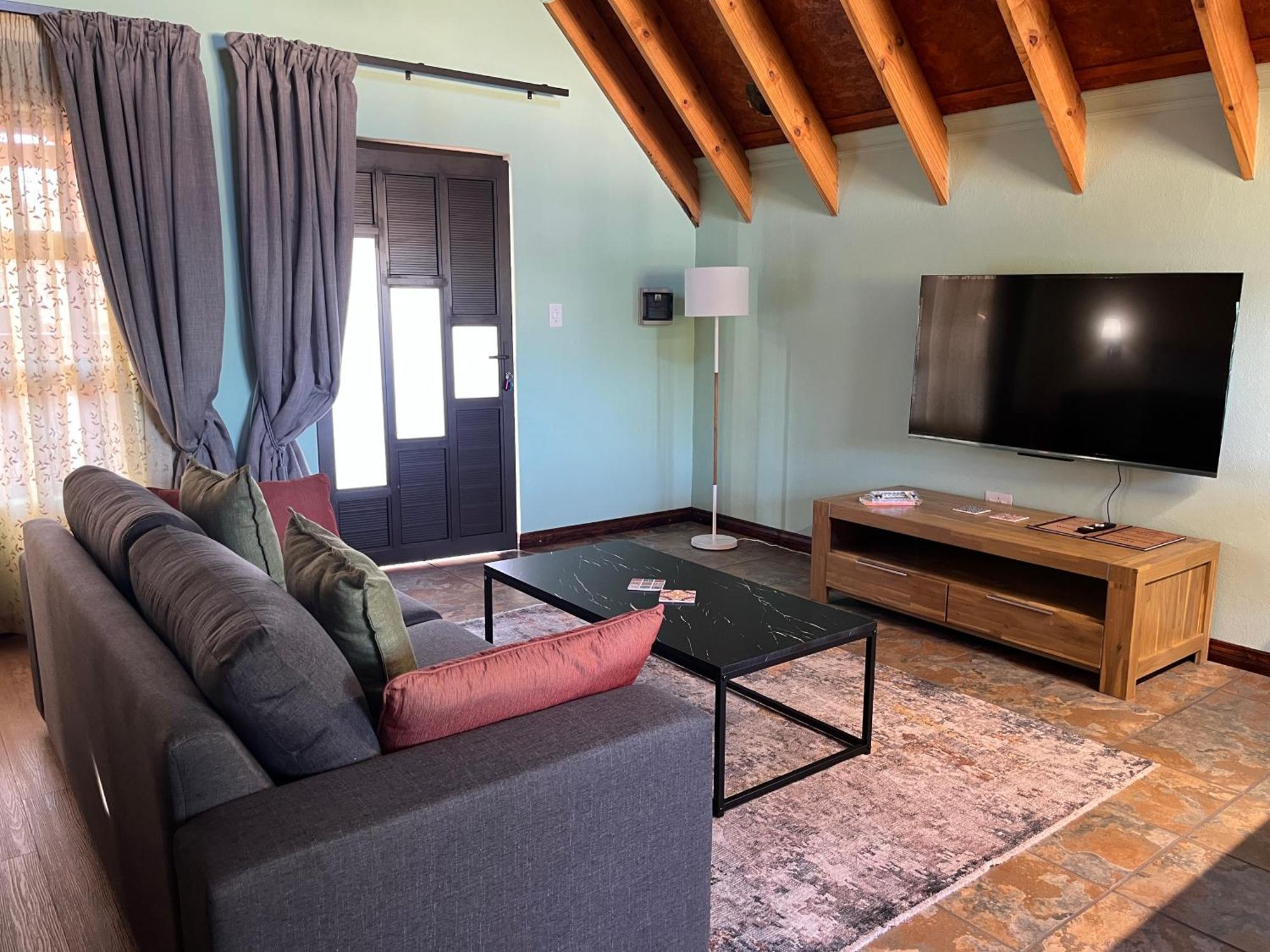 Camdeboo Place Dullstroom Eksteriør bilde