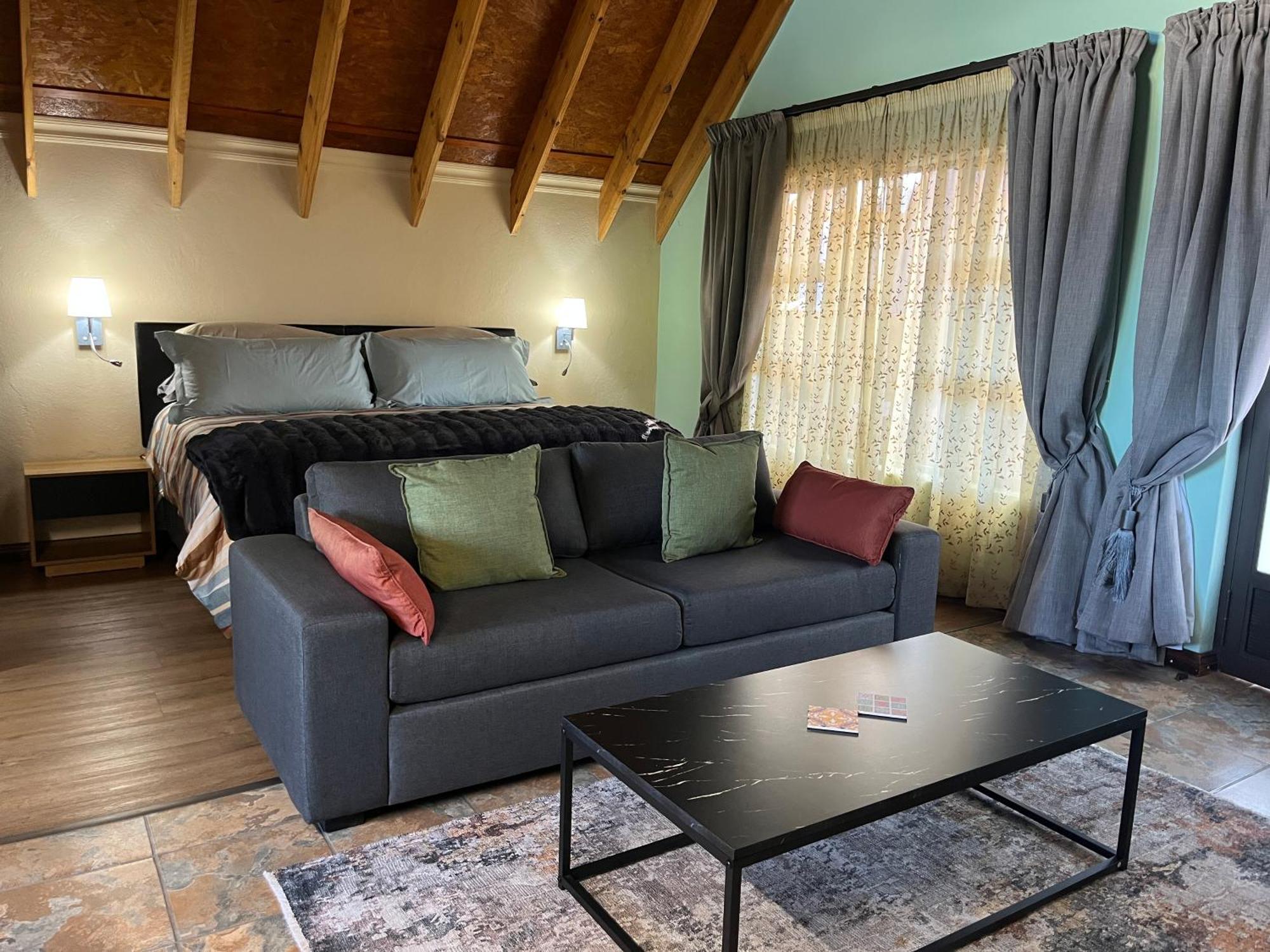 Camdeboo Place Dullstroom Eksteriør bilde